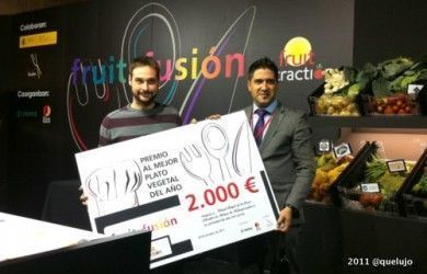 Miguel Angel de la Cruz del restaurante La Botica ganador del “Mejor Plato Vegetal del Año”
