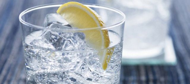 Imagen de Vodka Tonic - Fuente: www.soldenit.com Imagen de Vodka Tonic - Fuente: www.soldenit.com
