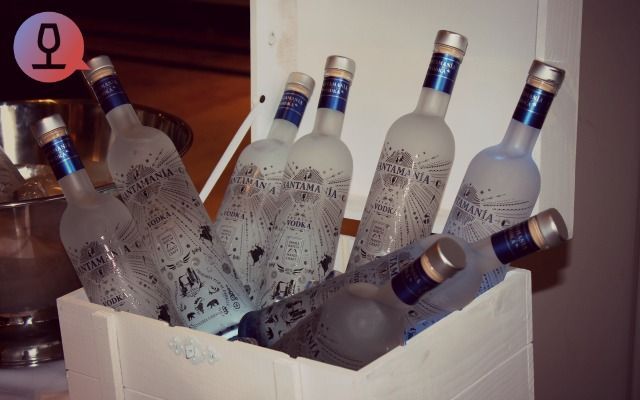Premium Vodka SantaMania Premium Vodka SantaMania