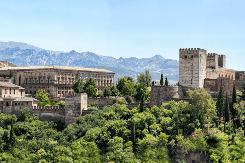 Granada: experiencias de lujo para disfrutar de la ciudad nazarí